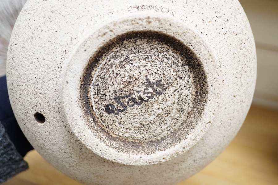 Waistel Cooper (1921-2003): A stoneware vase